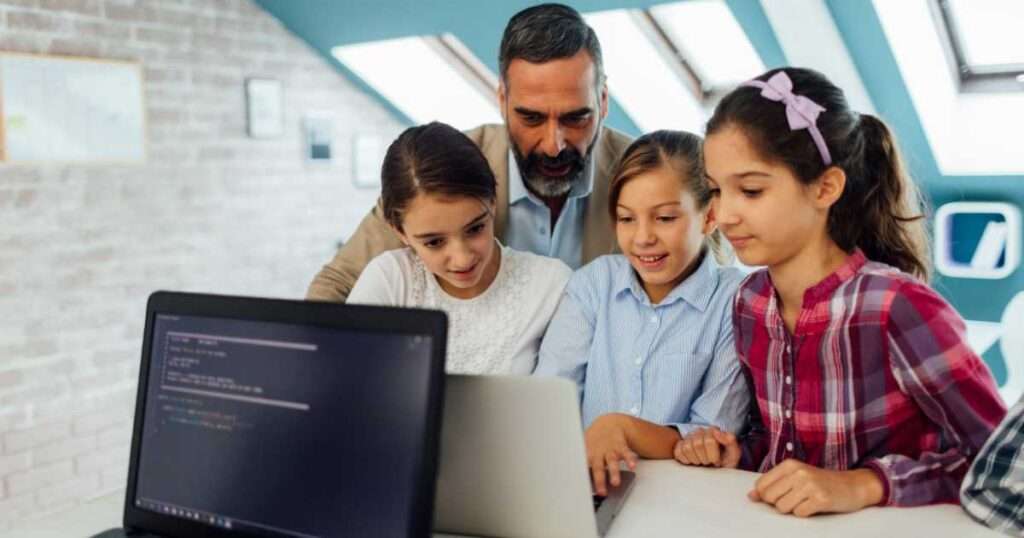 kids learning to code